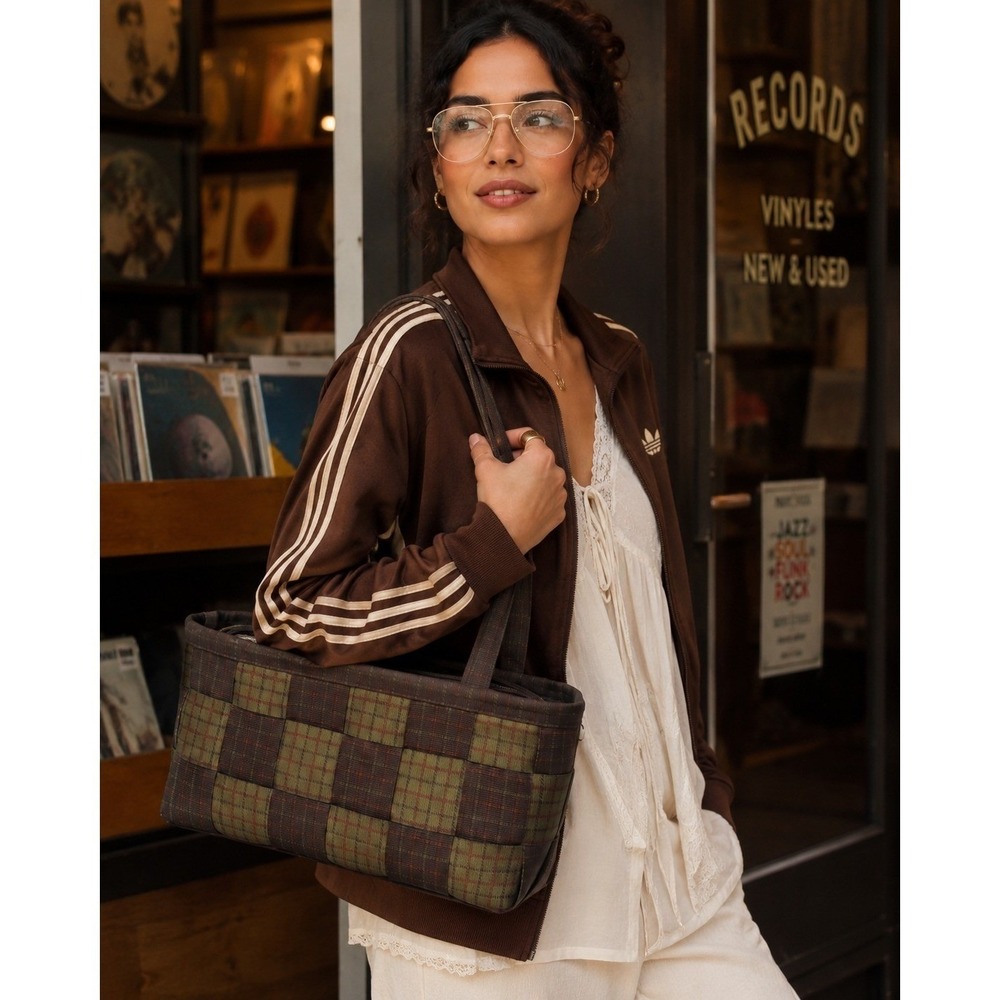 Harveys The Original Seatbelt Bag Woven Plaid Tote Brown Green Medium Zip Top